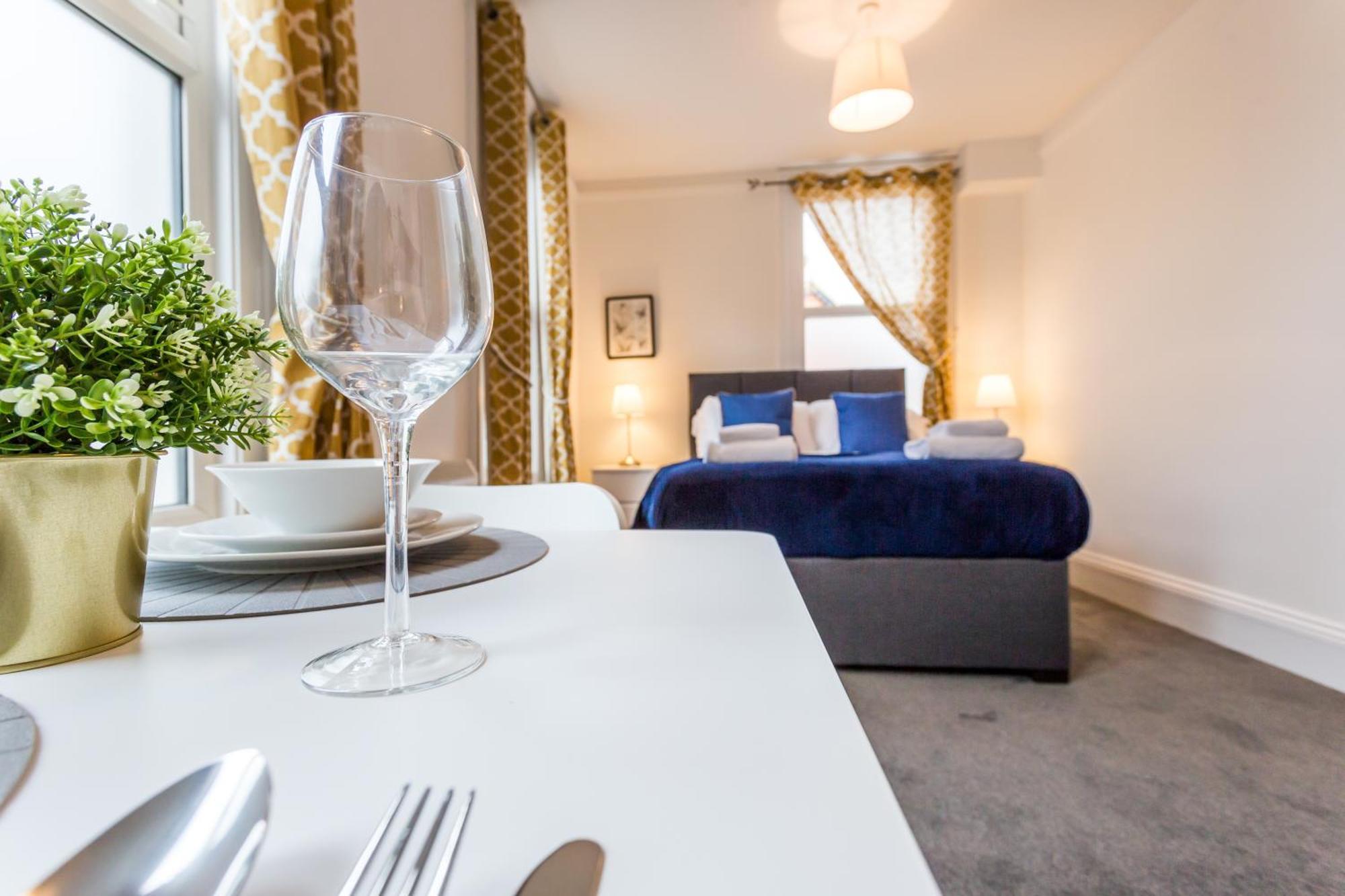 West Street Studio Apartments In Southend Exteriér fotografie